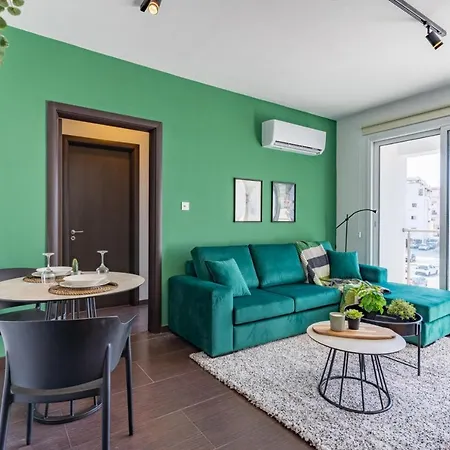 Harbor 104 Stylish 1-bedroom In Apartmán Larnaca